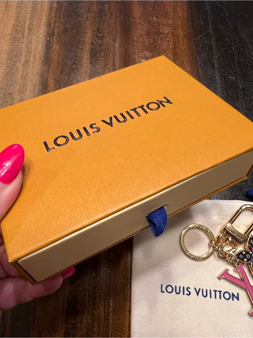 Louis Vuitton Pink LV Initials & Monogram Flower Key Charm (Box and Dust Bag) - Picture 5 of 9